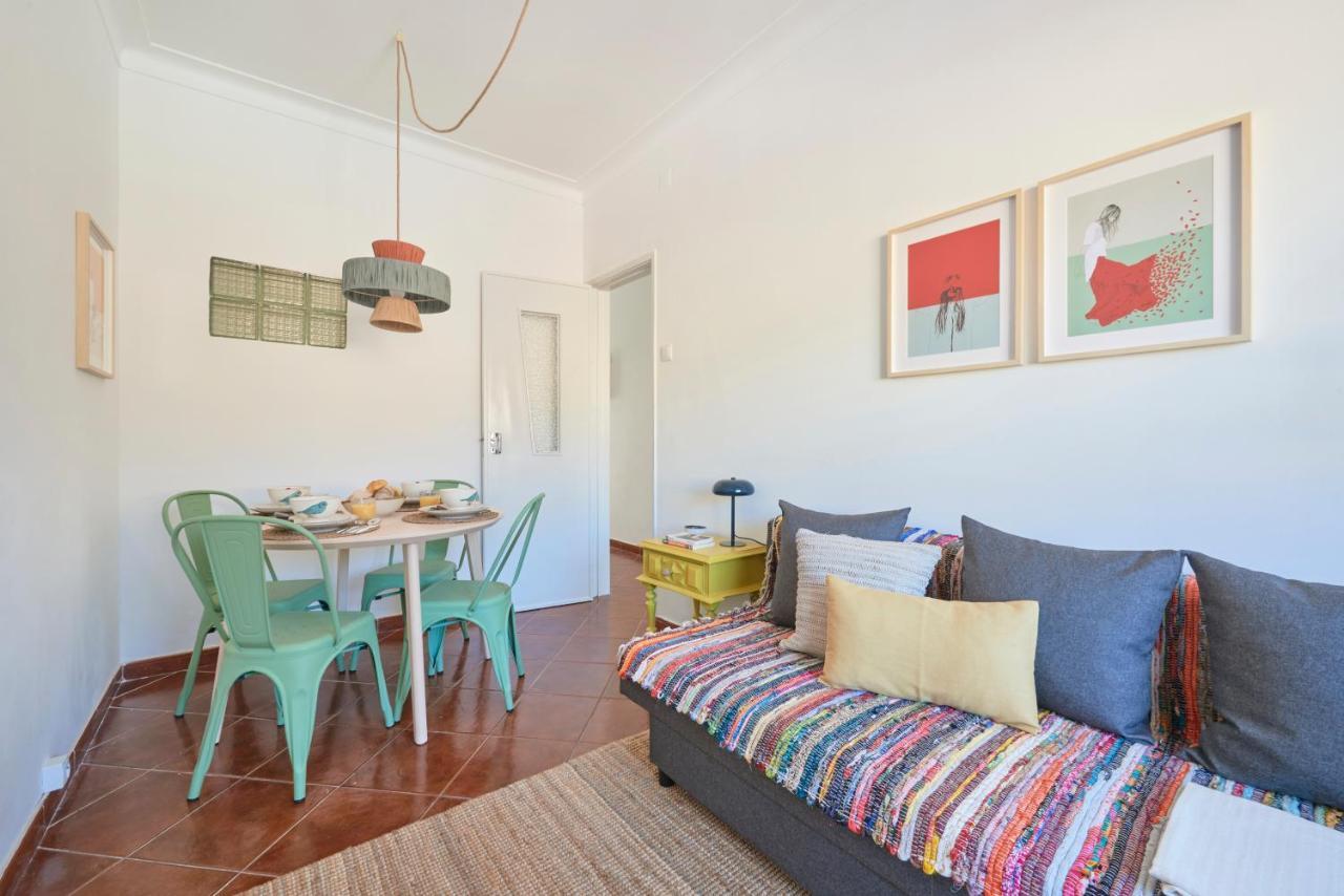 Central & Sunny 2Br Apt Near Beach, By Timecooler سيتوبال المظهر الخارجي الصورة